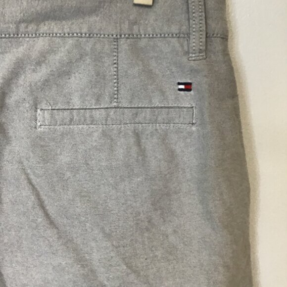Tommy Hilfiger Men's Flat Front Chambray Shorts Size 32 - Picture 7 of 7